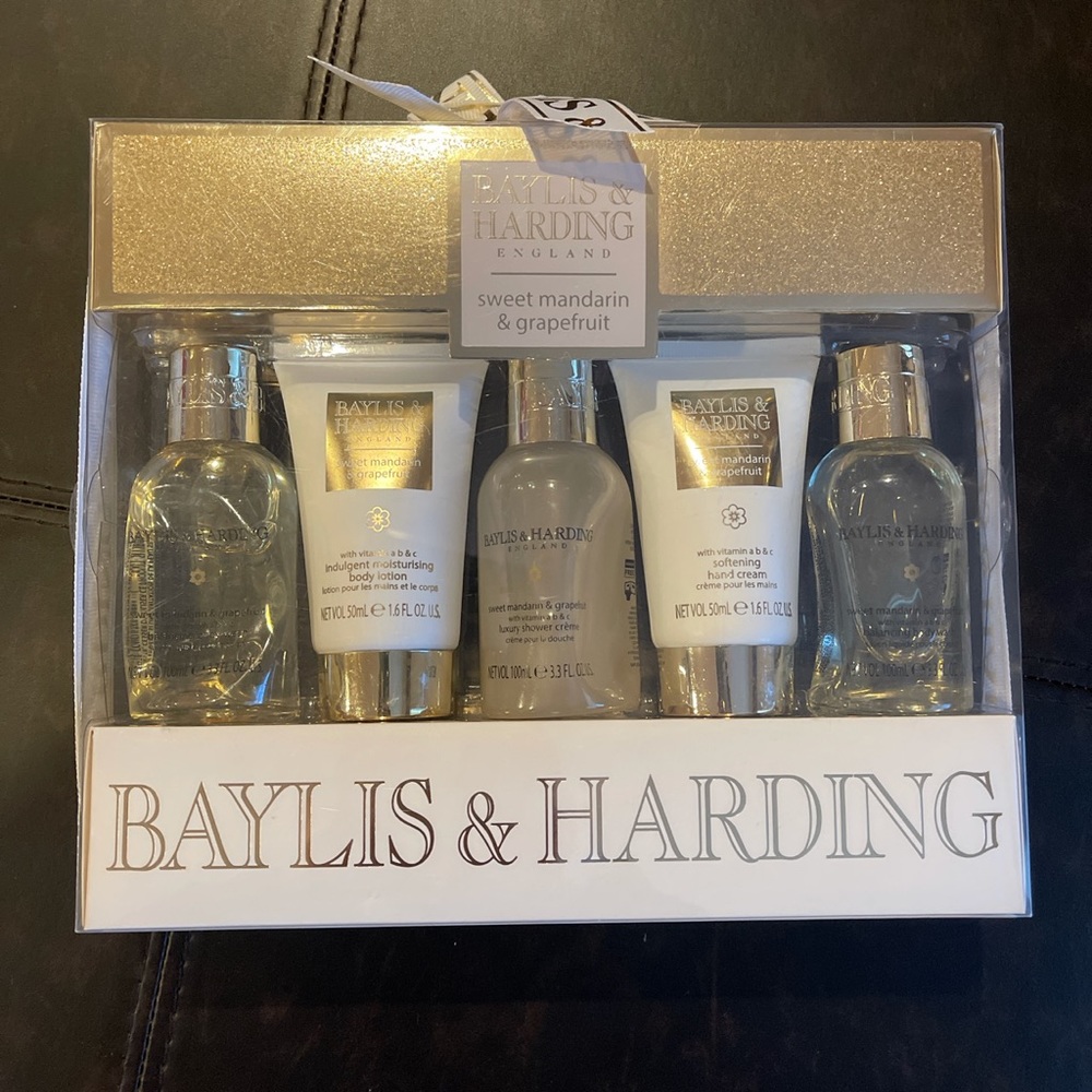 Baylis & Harding sweet mandarin grapefruit set